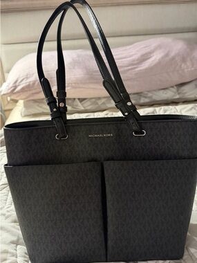 Michael Kors Black Logo-Print Tote with Exterior Pockets